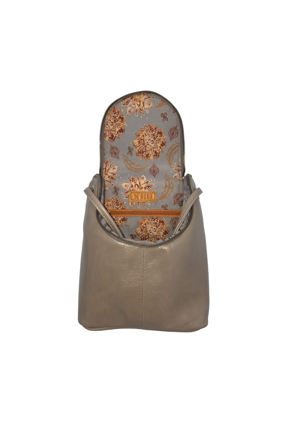 HOBO Fern Crossbody – Polished Leather Bag in Ash