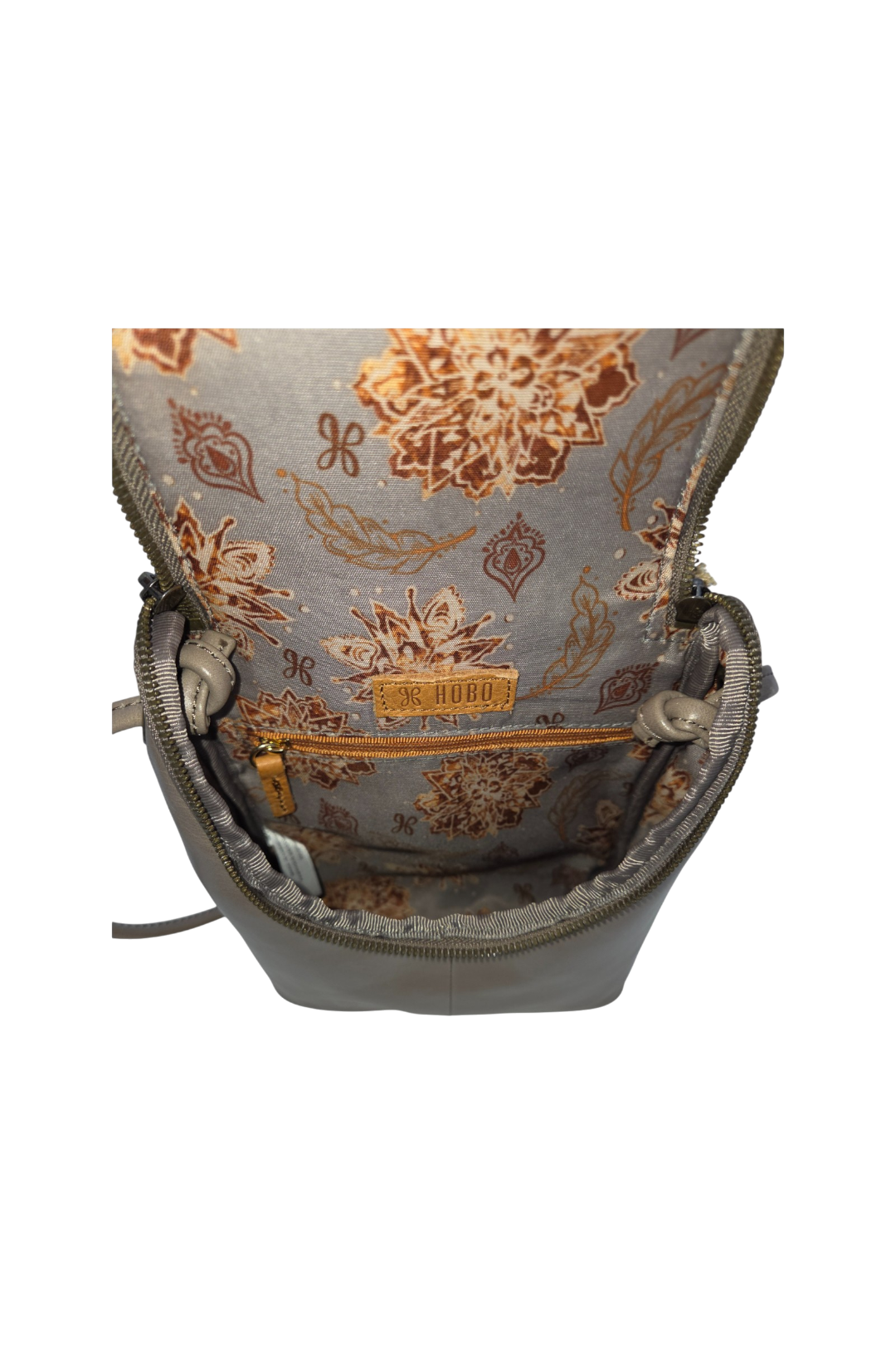 HOBO Fern Crossbody – Polished Leather Bag in Ash