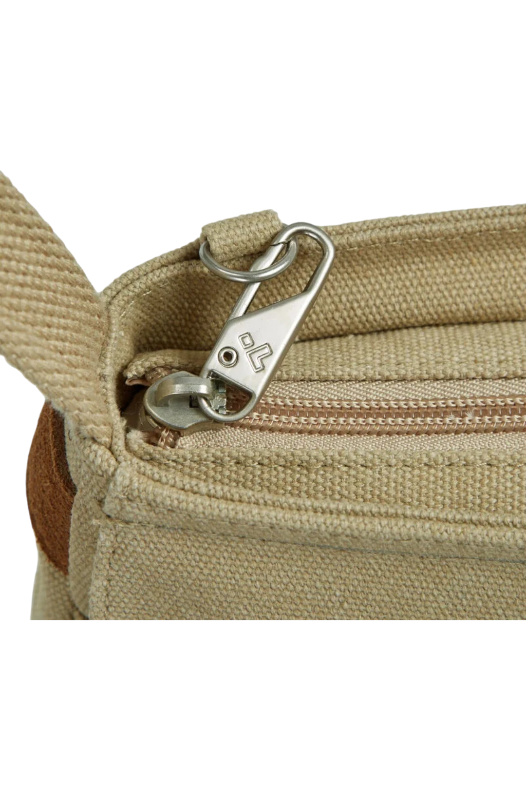 Travelon Anti-Theft Heritage Saddle Crossbody Bag - Natural