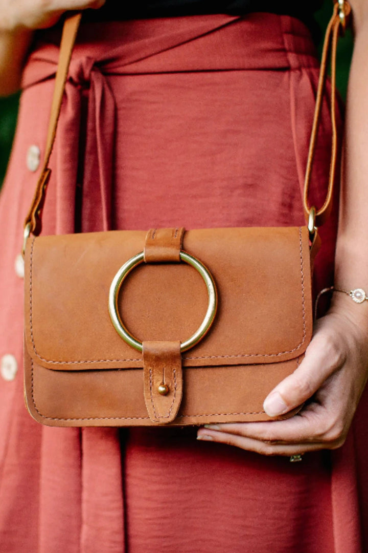 Urban Southern 5-Pocket Crossbody – Full-Grain Leather