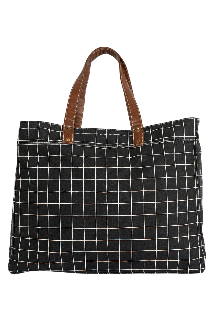 Maika Carryall Tote – Belvedere