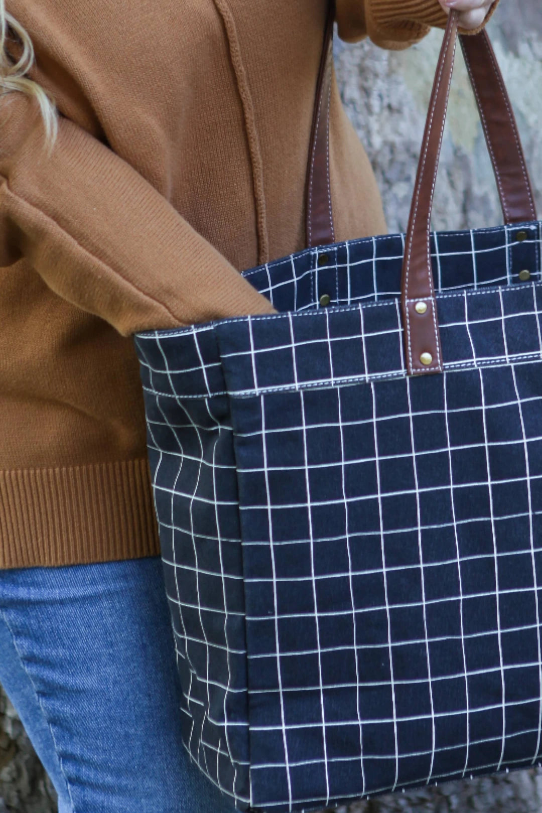 Maika Carryall Tote – Belvedere