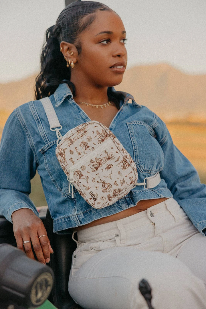 Brixley 5-in-1 Crossbody Sling - Outlaw