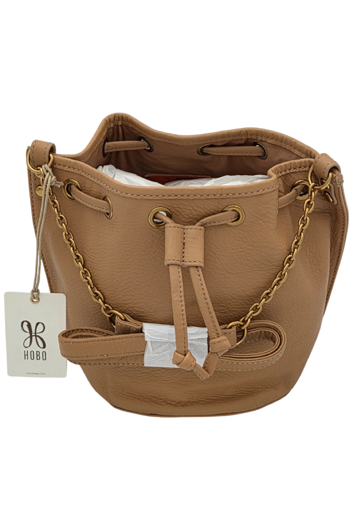 Hobo Women’s Pier Bucket Crossbody Bag – Sandstorm