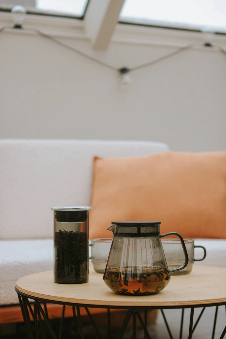 Hario Colors Glass Coffee & Tea Server – Amber & Grey Options | 600 mL