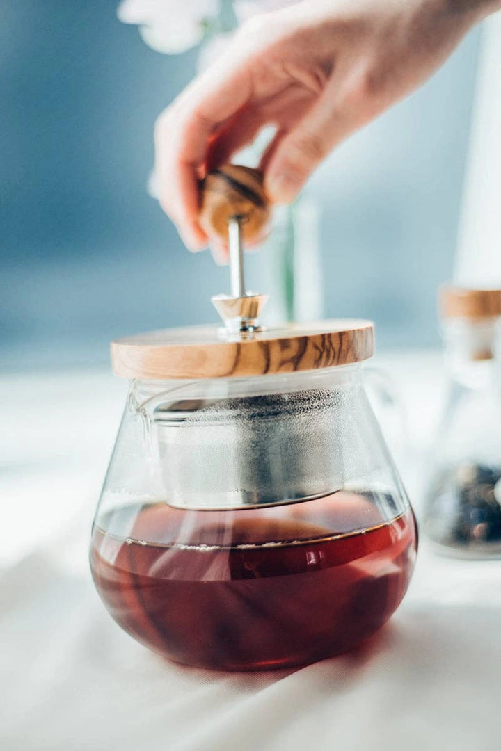 Hario "Teaor" Tea Maker – Olive Wood