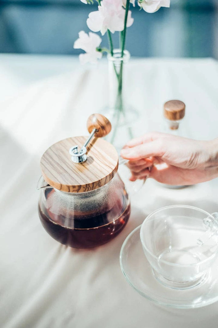 Hario "Teaor" Tea Maker – Olive Wood