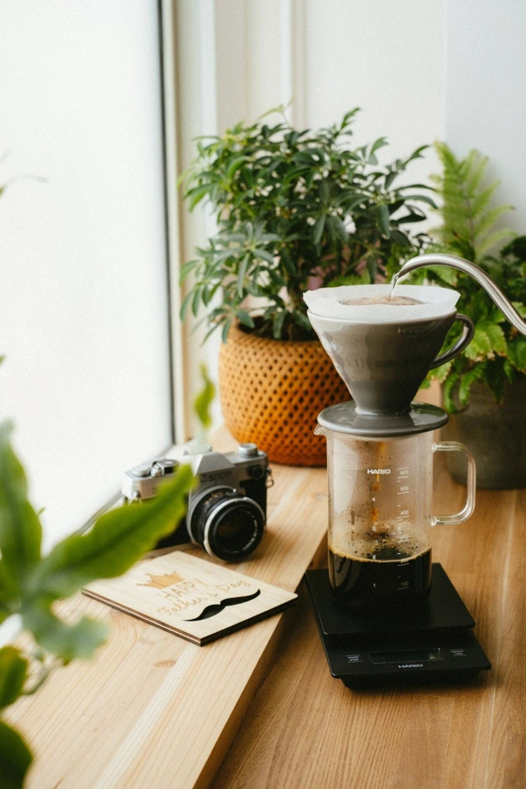 Hario V60 Ceramic Dripper & Beaker Server Set Gray 600mL