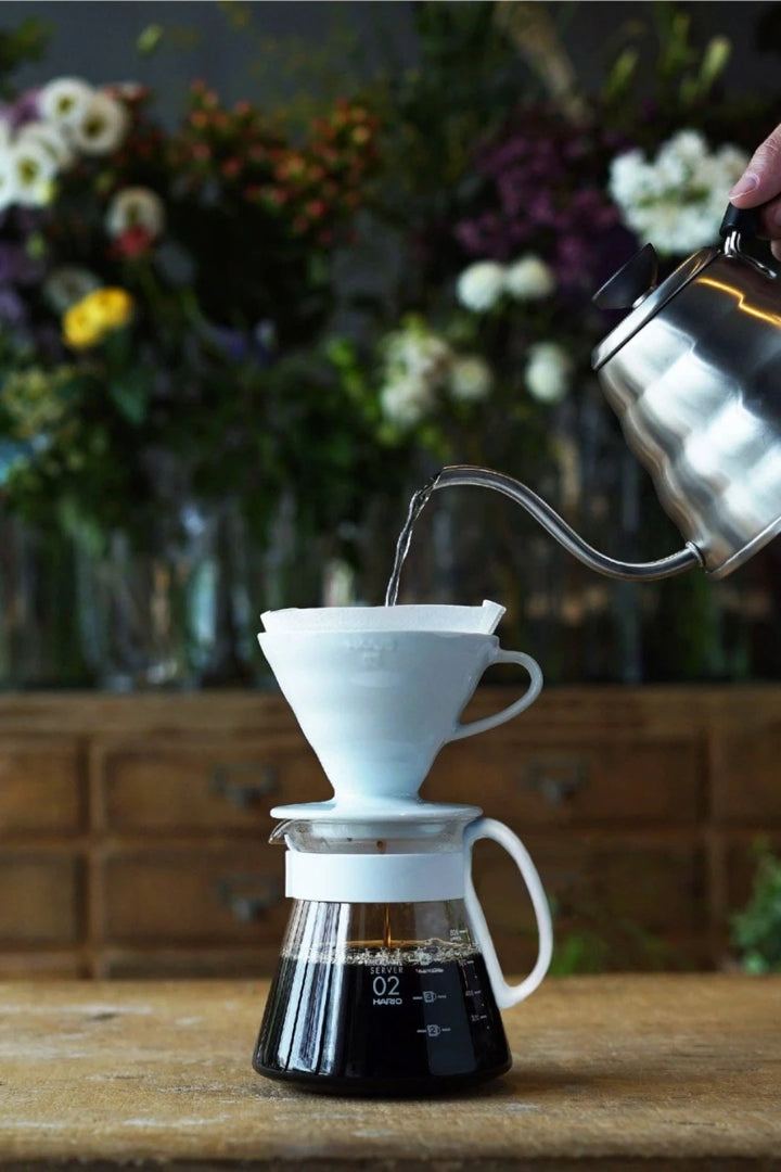 Hario V60 Ceramic Pour Over Size 02 Coffee Set – White