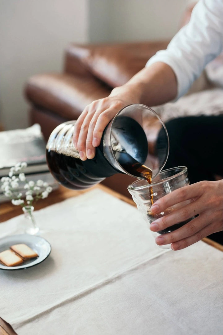 Hario V60 Drip Coffee Decanter (Size 02)
