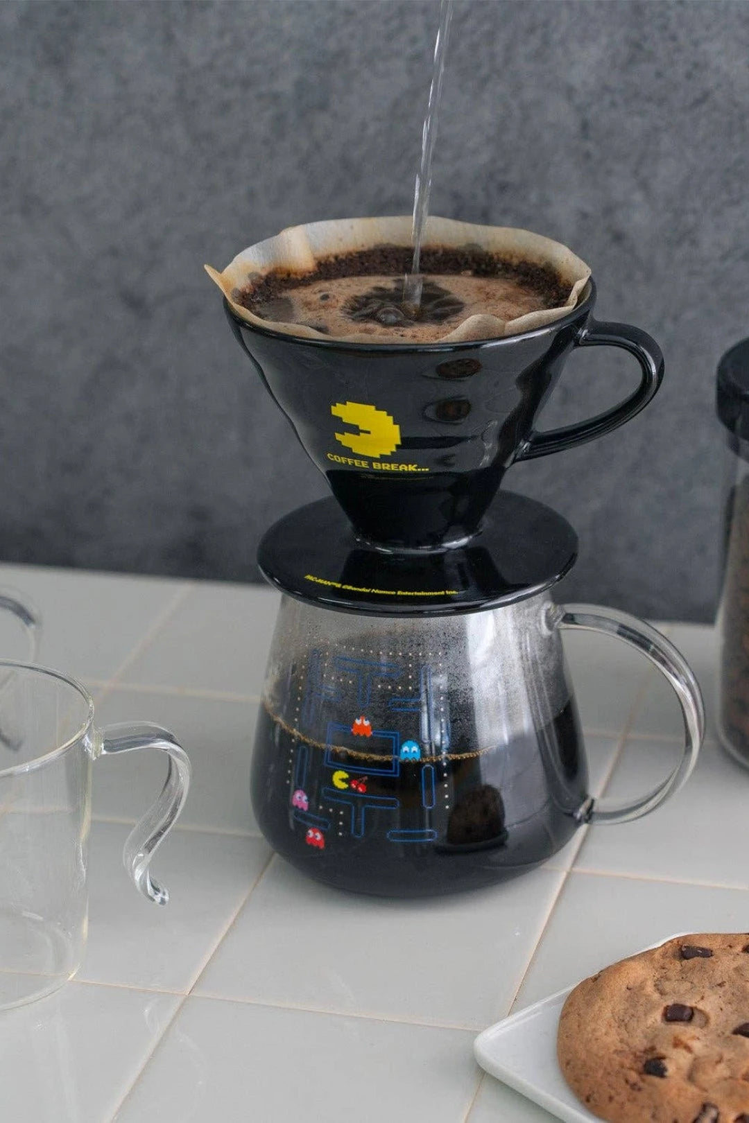 Hario V60 Pour Over Ceramic Coffee Set (Size 02) – PAC-MAN