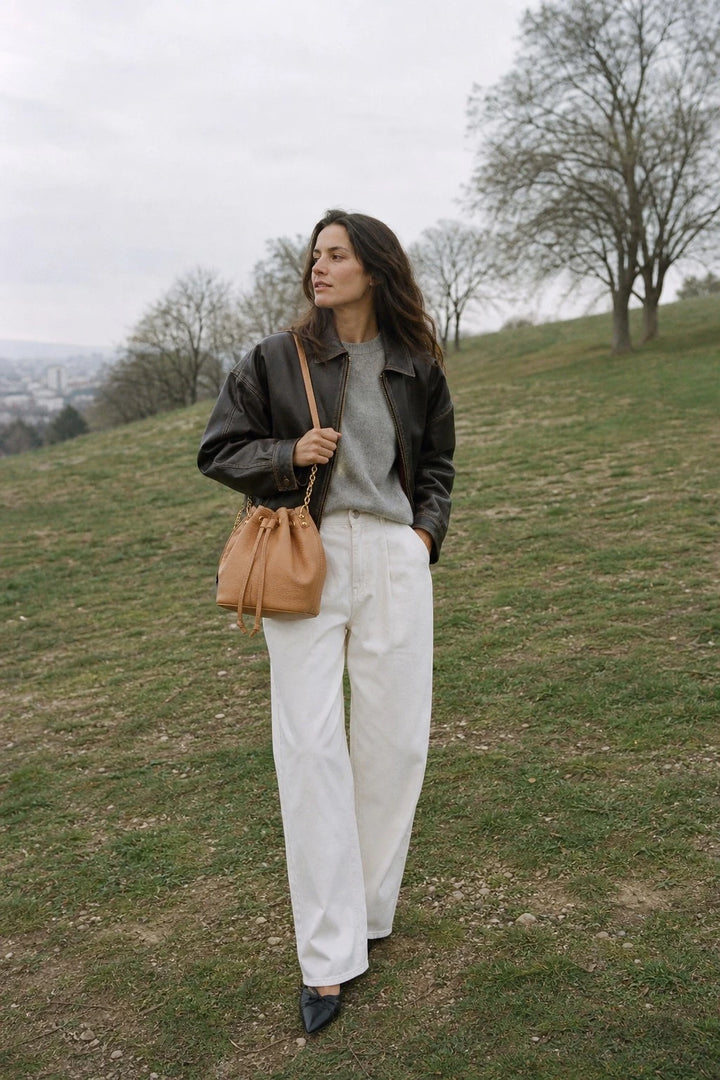 HOBO Pier Bucket Crossbody Bag in Sandstorm