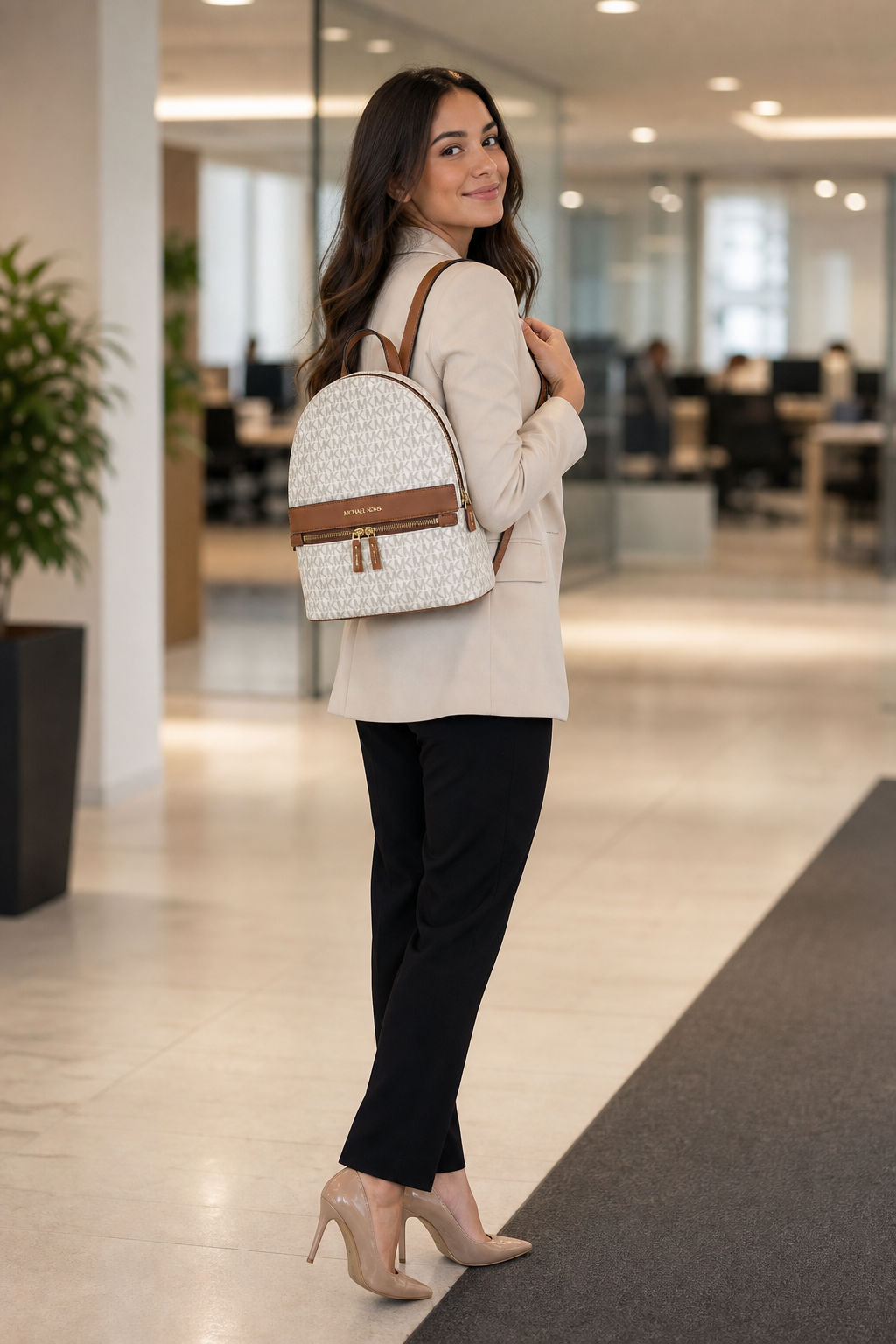 Michael Kors Kenly Medium Logo Backpack - Vanilla