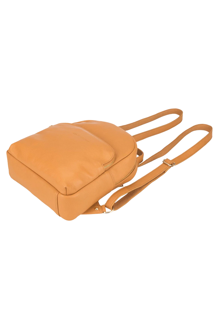 Minori Leather Madison Women's Full-Grain Nappa Leather Backpack – Tan