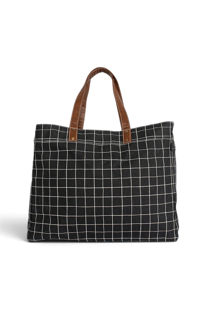 Maika Carryall Tote – Belvedere