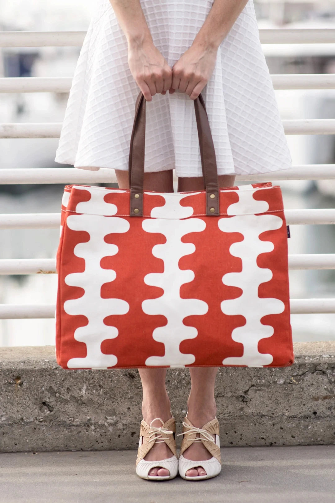 Maika Carryall Tote – Echo Tangerine