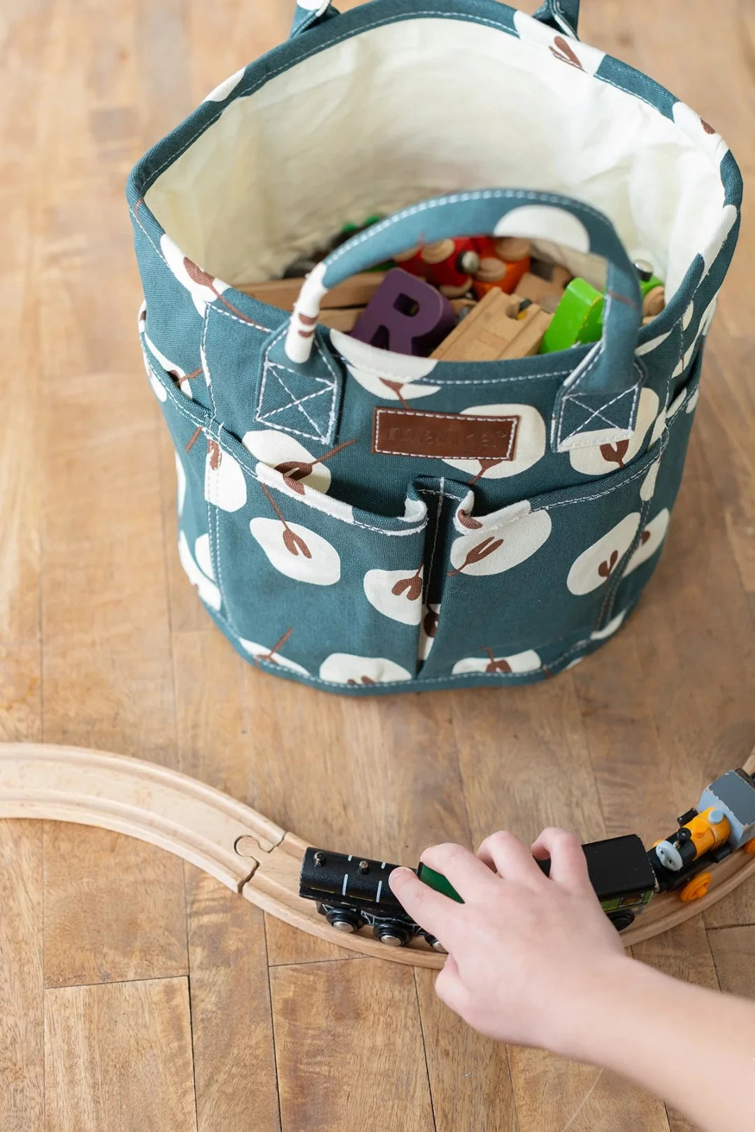 Maika Project Tote – Tansy