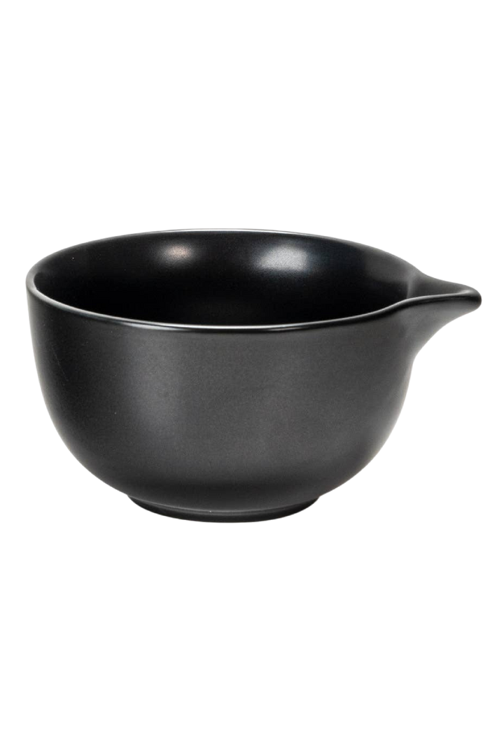 Matcha Latte Bowl with Spout – Black Matte (10 oz)