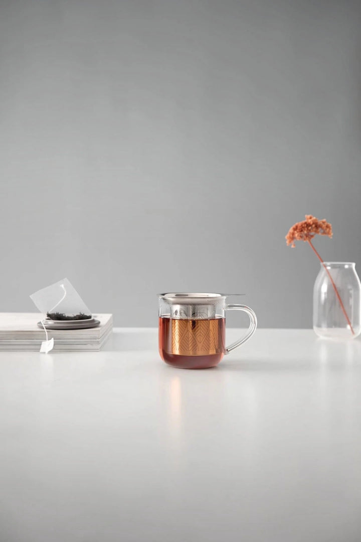Minima™ Eva Glass Tea Mug with Porcelain Lid & Infuser – 14 oz