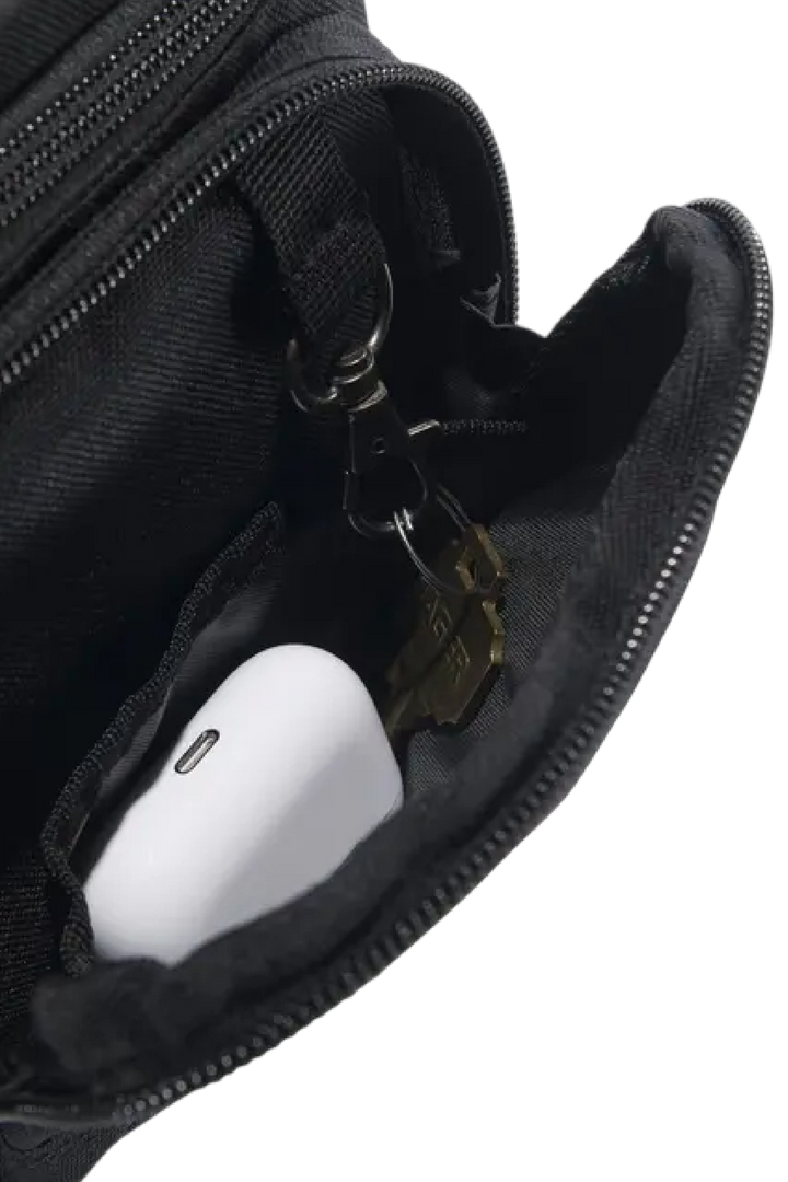 Carhartt Waist Pack in Black – Water-Repellent Utility Belt & Crossbody Bag